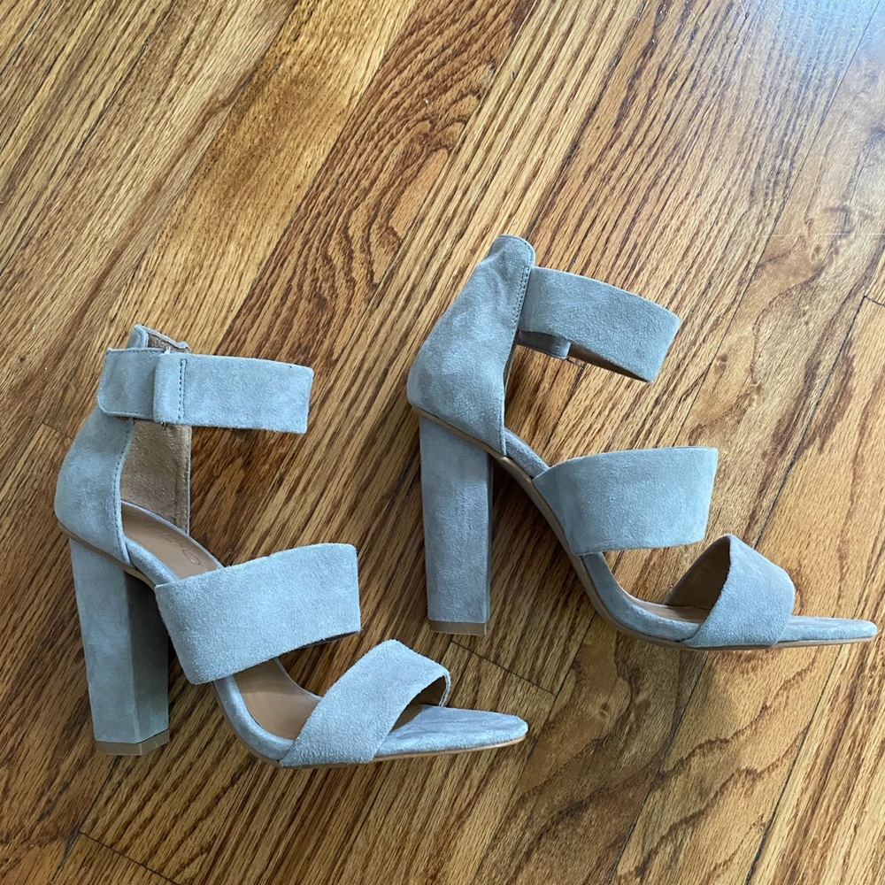 Aldo Heels - Gray suede